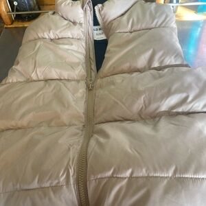 Boys xlarge puffer vest NWT